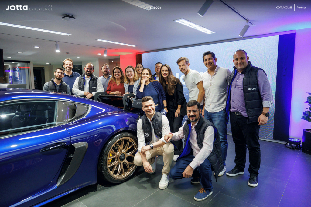 Jotta, marca do Grupo JBQ.Global, reúne líderes do mercado em unidade da Porsche, em São Paulo